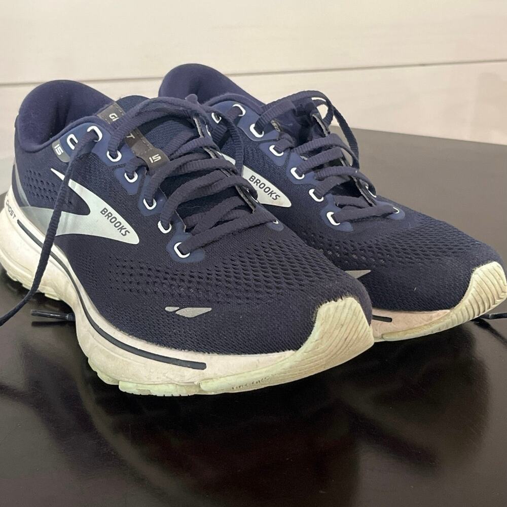 Women's Brooks Ghost 15 Peacoat/Pearl/Salt Air Size 9